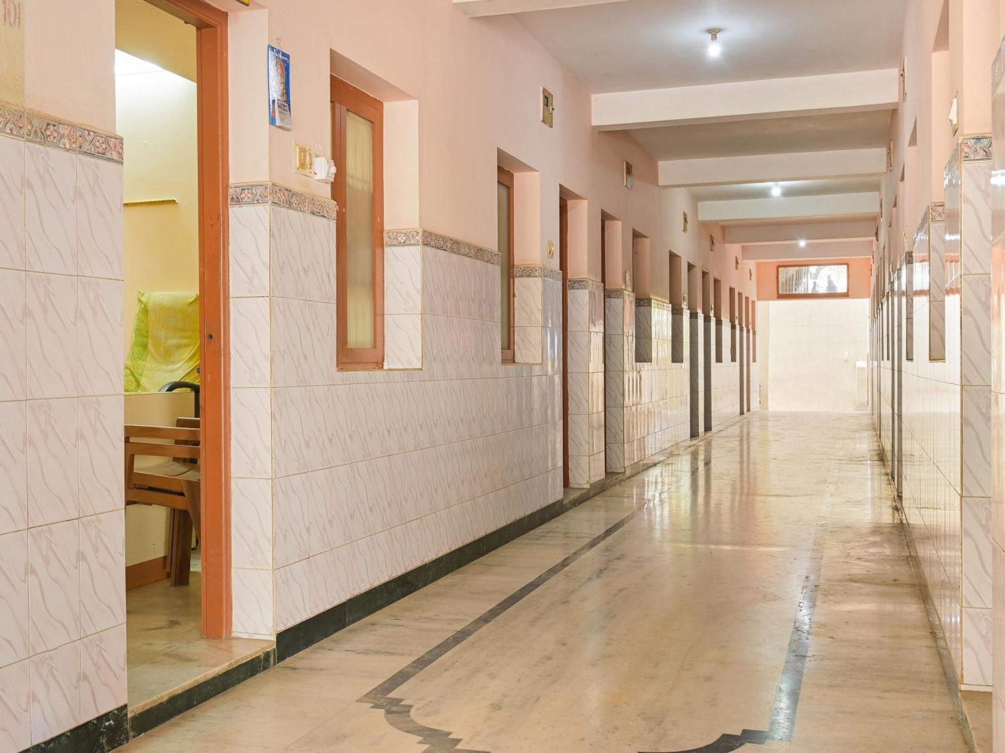 Hotel O Vel Vel Guest House Palani Exterior foto